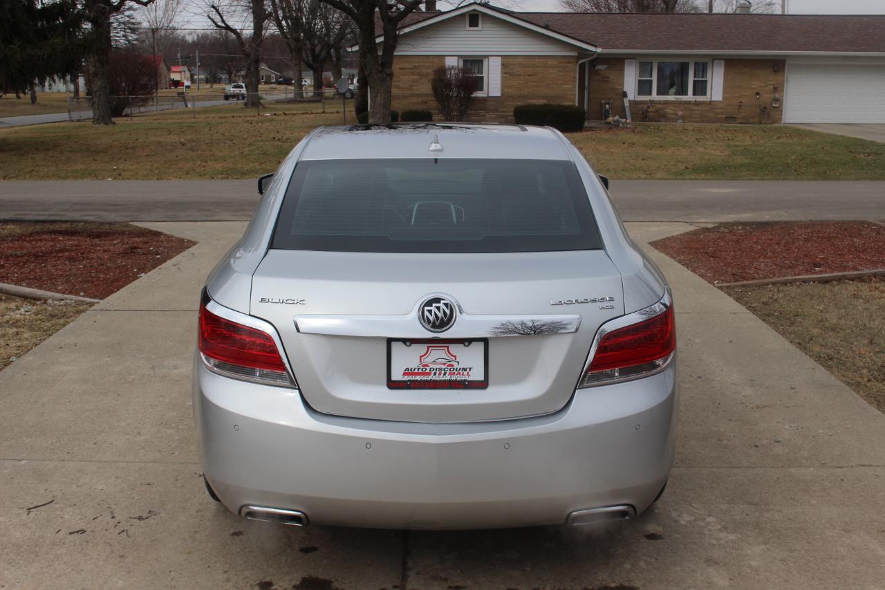Buick LaCrosse CXS 2011
