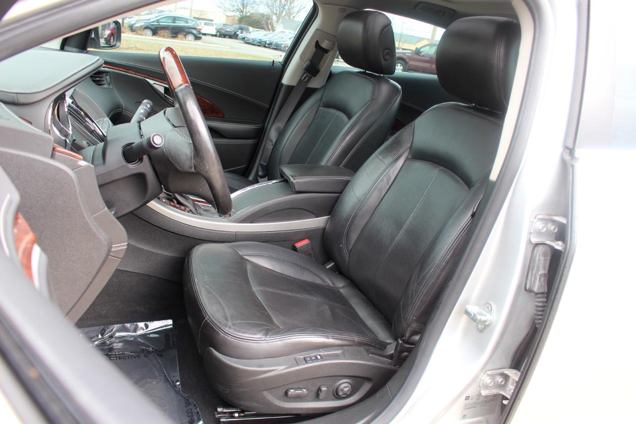 Buick LaCrosse CXS 2011