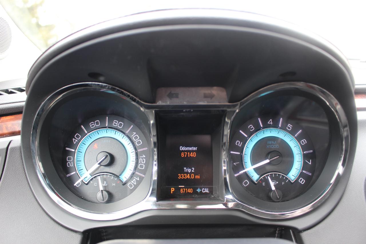 Buick LaCrosse CXS 2011