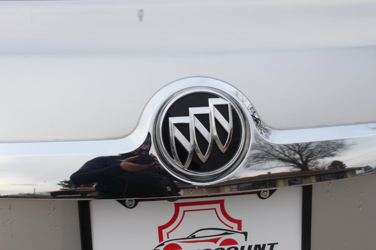 Buick LaCrosse CXS 2011