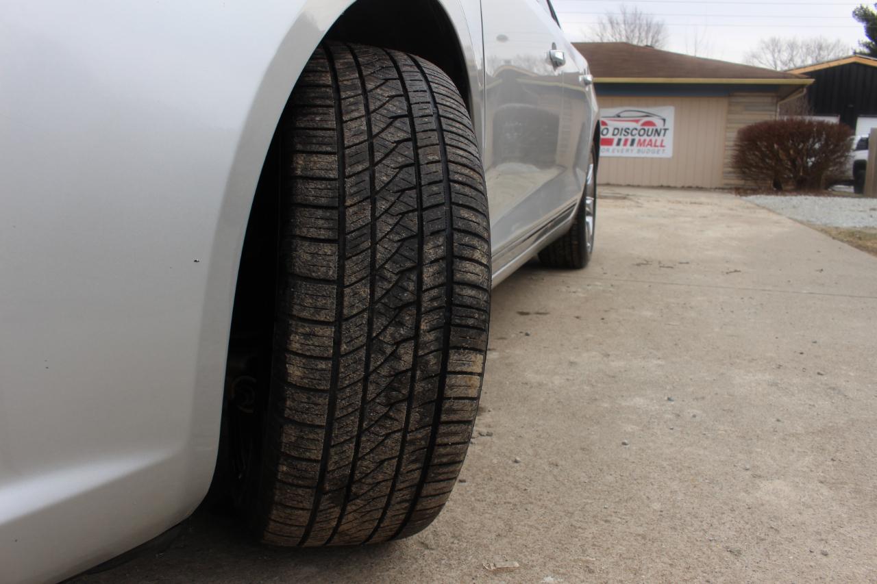 Buick LaCrosse CXS 2011