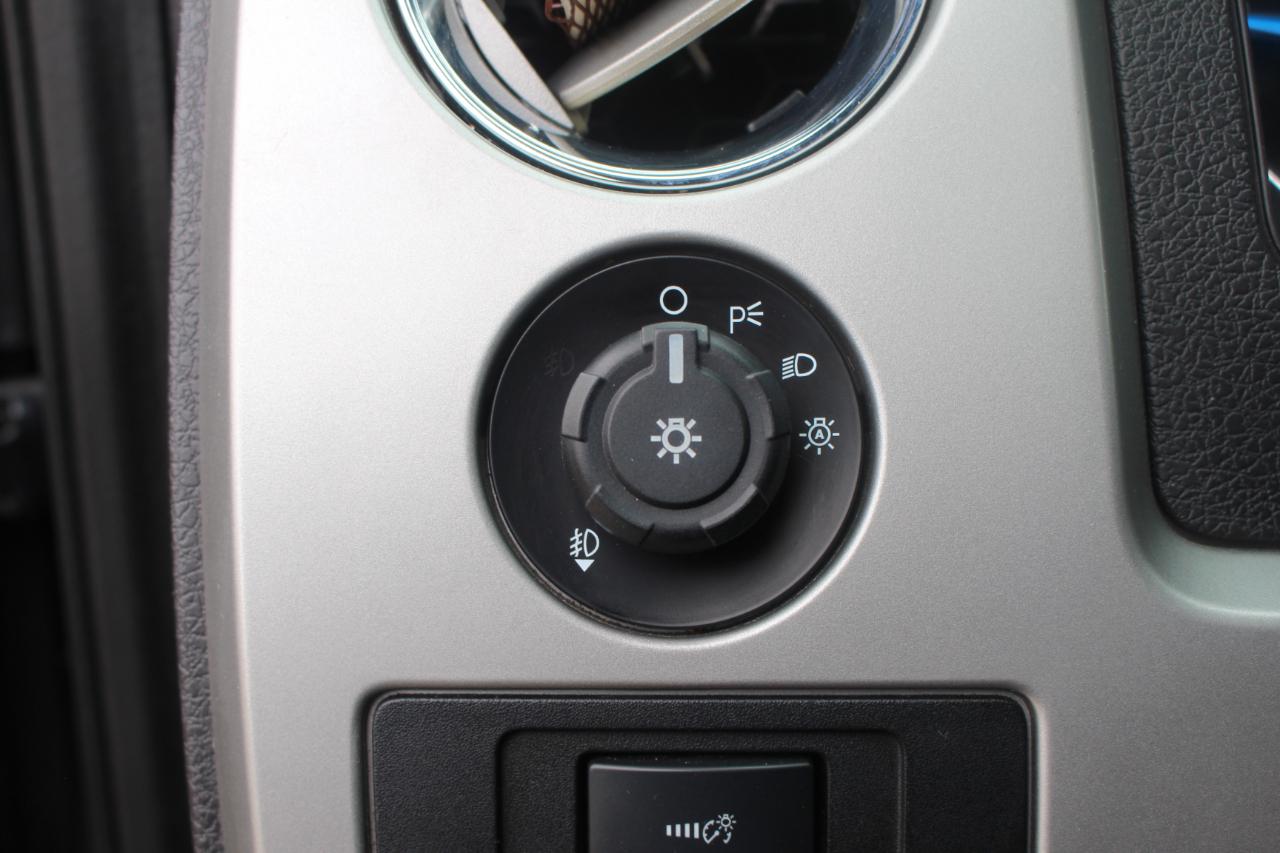 Ford F-150 Lariat SuperCrew 5.5-ft. Bed 4WD 2013