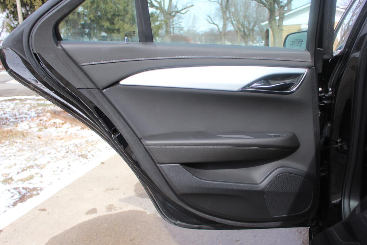 Cadillac ATS 2.0L Luxury AWD 2014