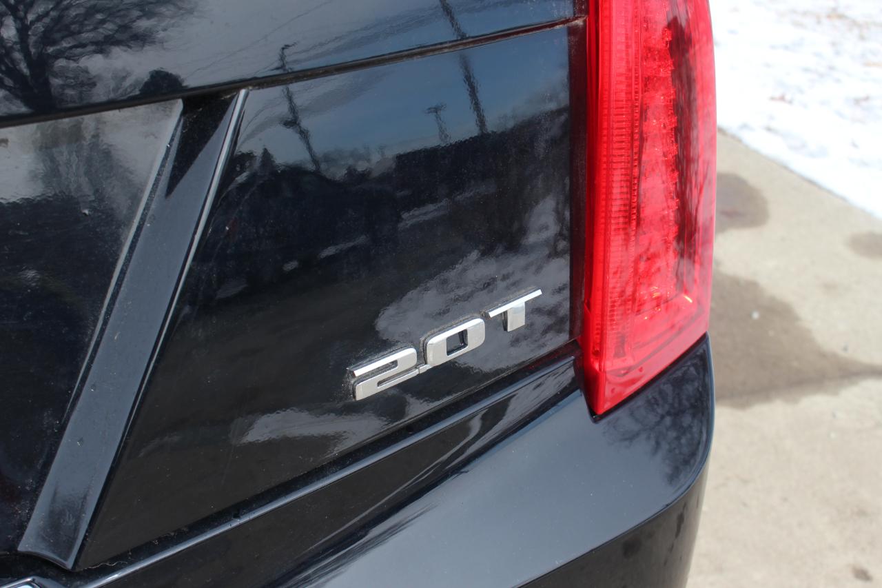 Cadillac ATS 2.0L Luxury AWD 2014