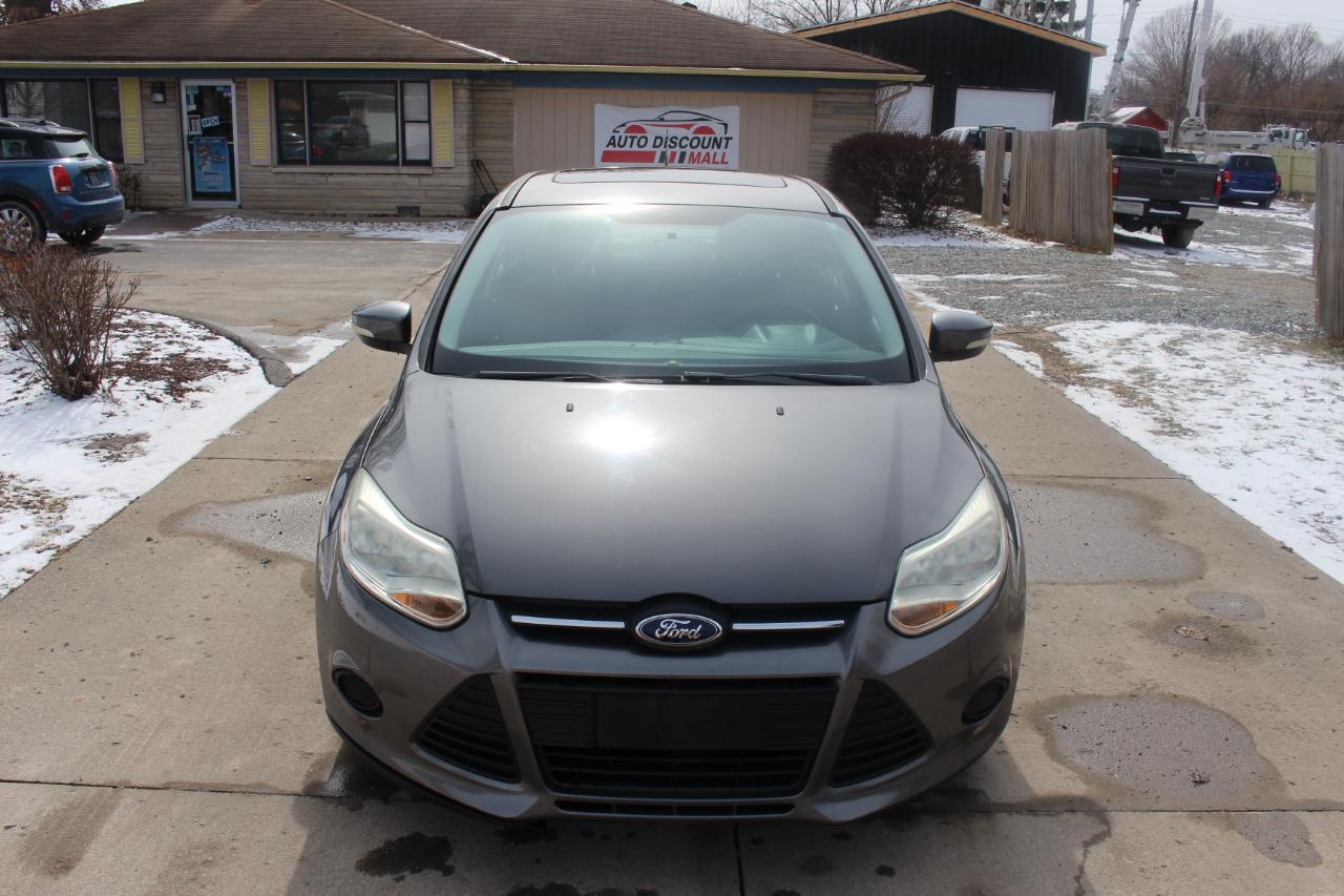 Ford Focus SE Sedan 2013