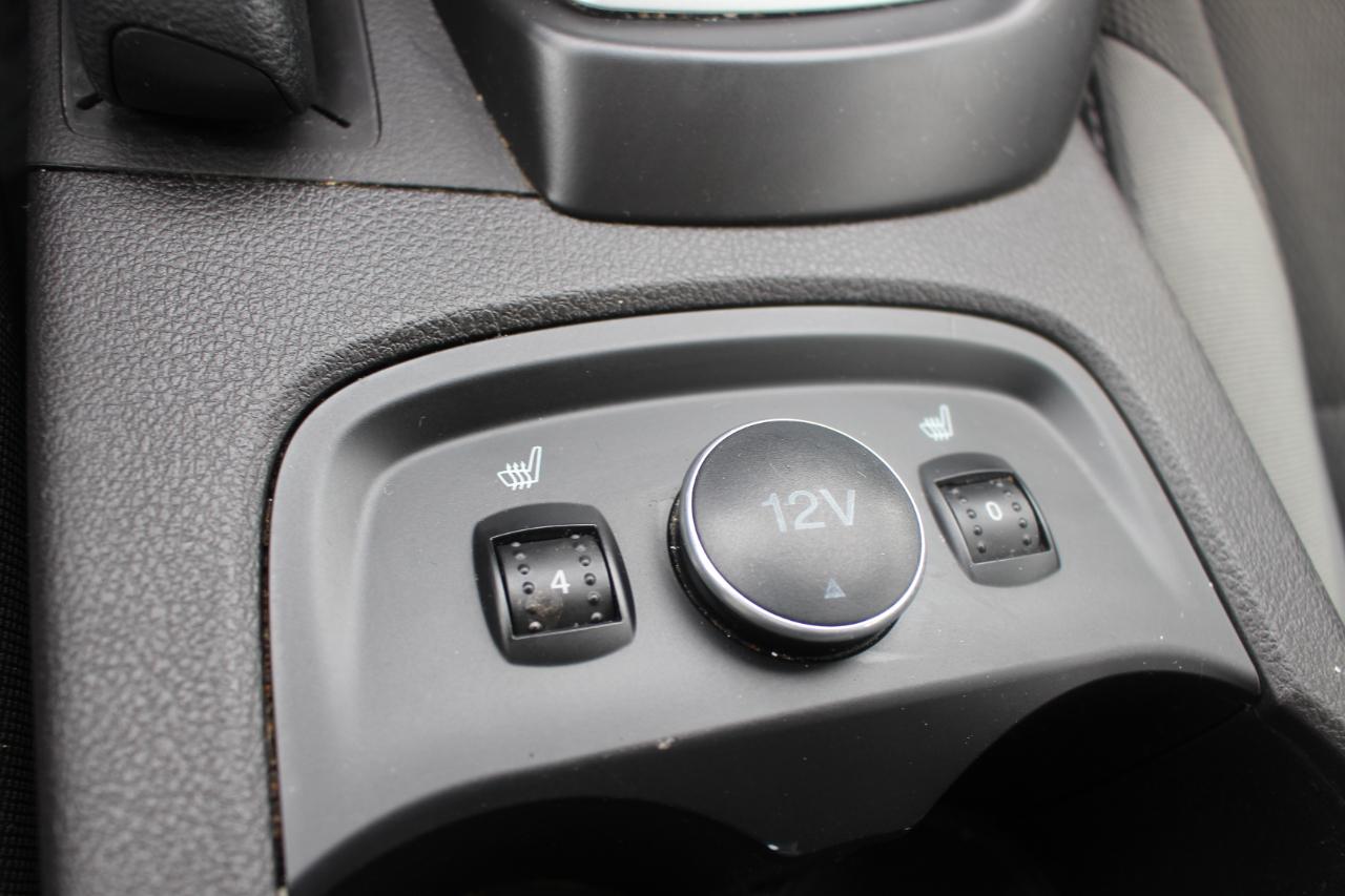 Ford Focus SE Sedan 2013