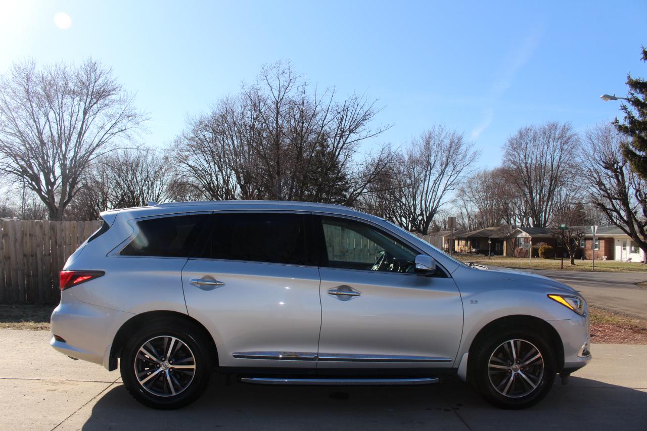 Infiniti QX60 Base FWD 2018