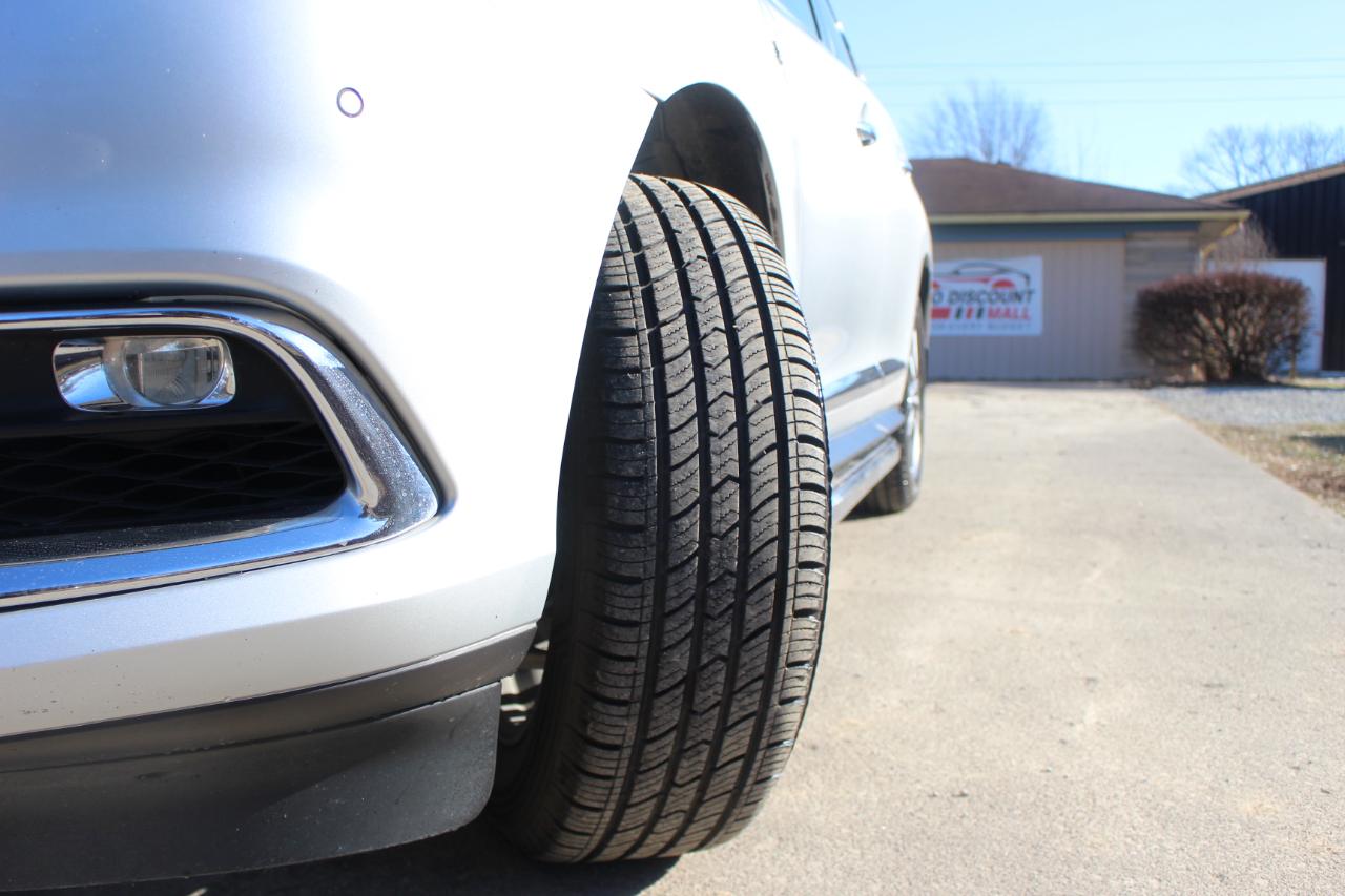 Infiniti QX60 Base FWD 2018