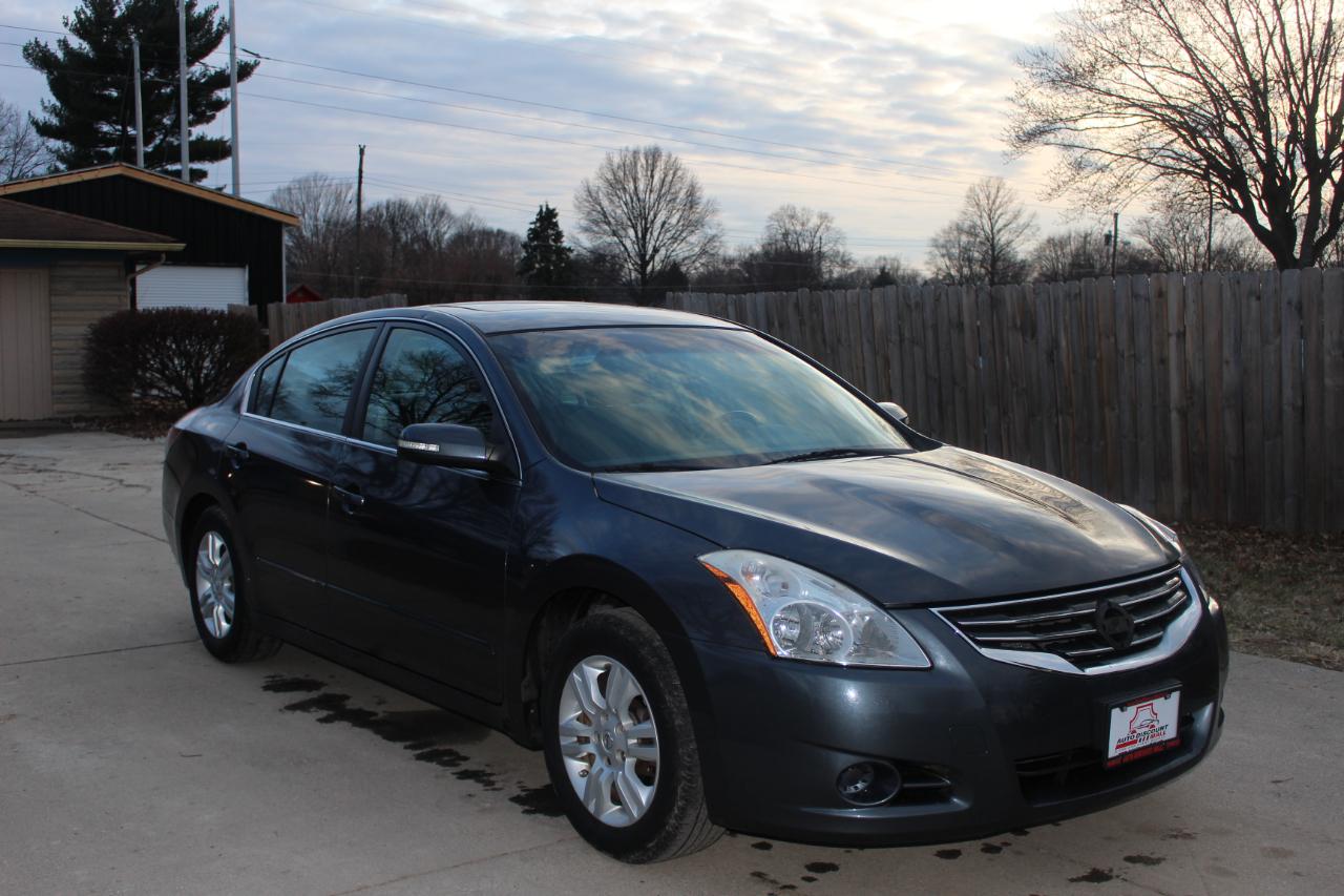 Nissan Altima 2.5 S 2012