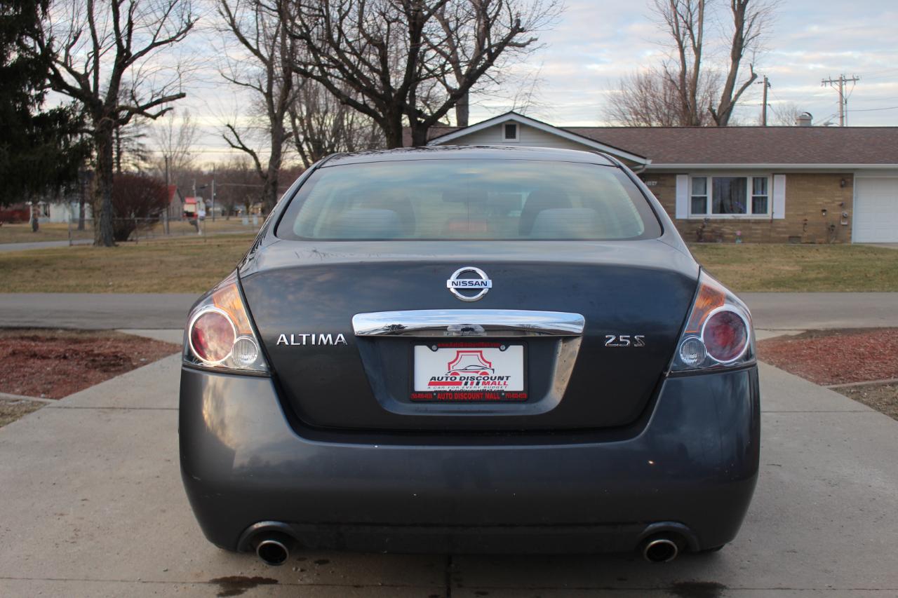 Nissan Altima 2.5 S 2012