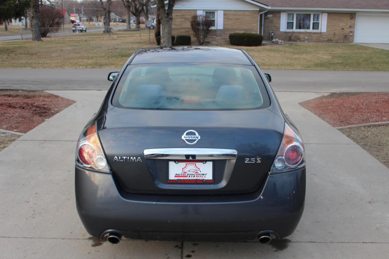 Nissan Altima 2.5 S 2012