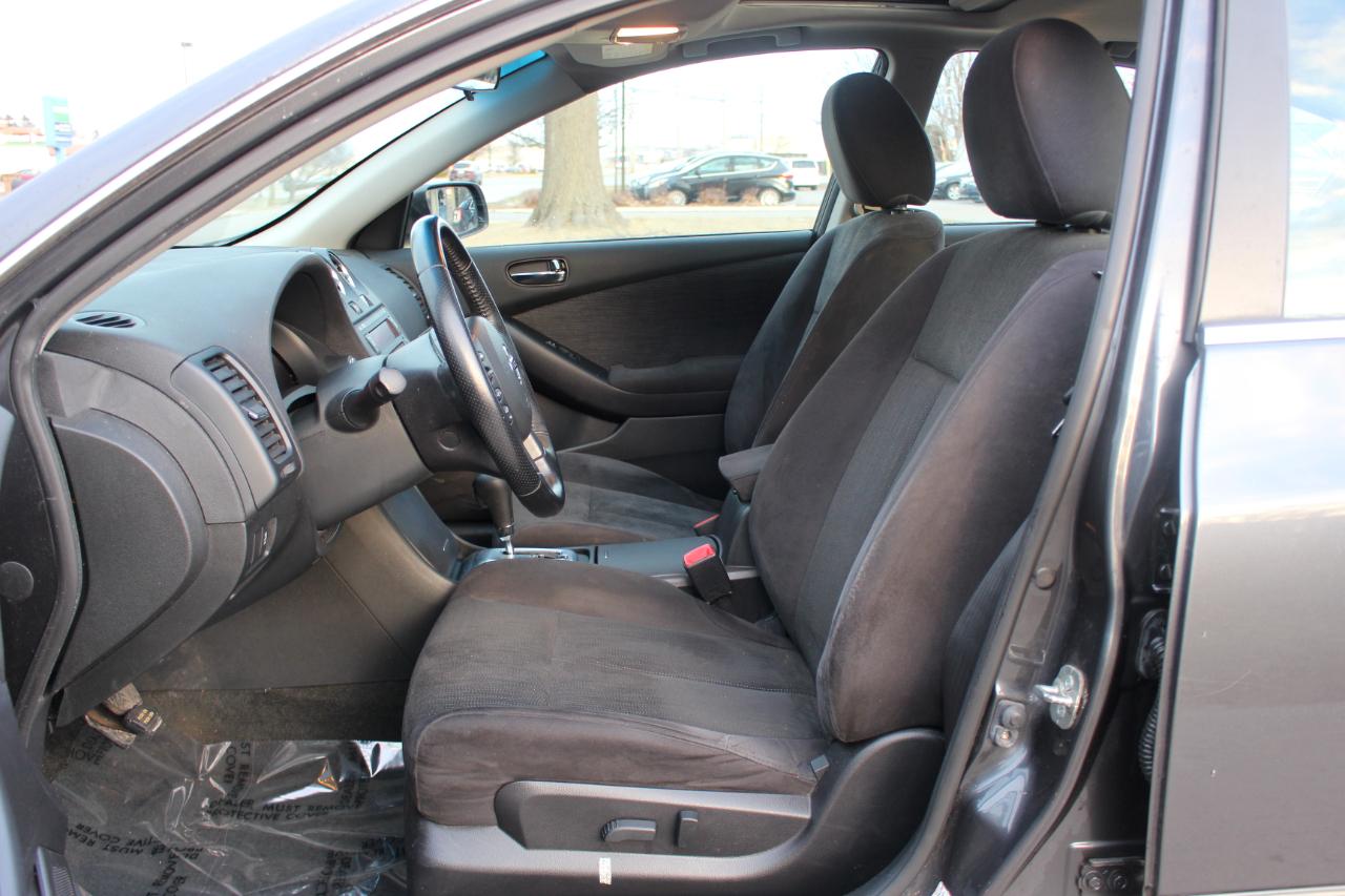 Nissan Altima 2.5 S 2012