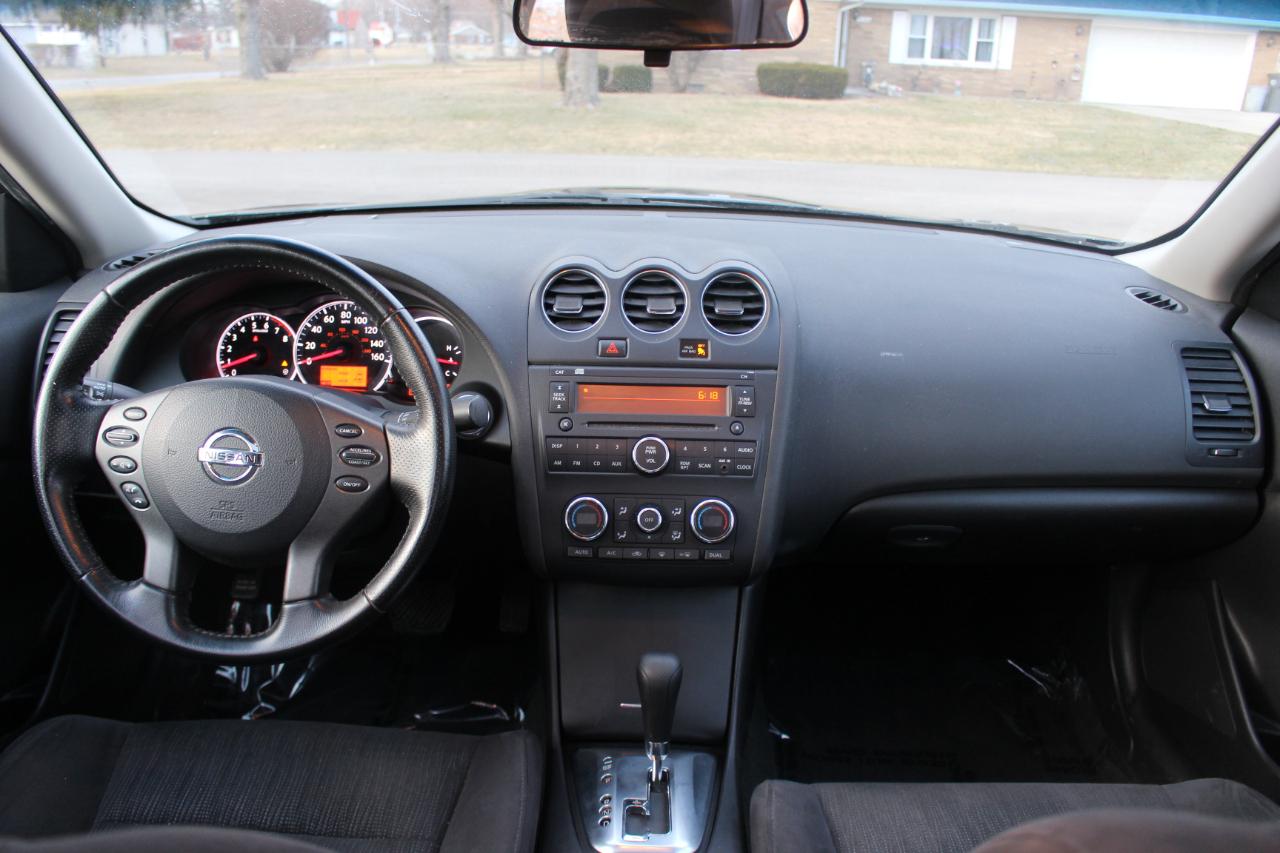 Nissan Altima 2.5 S 2012