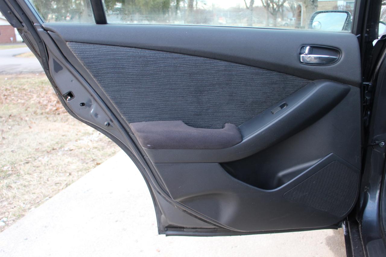 Nissan Altima 2.5 S 2012