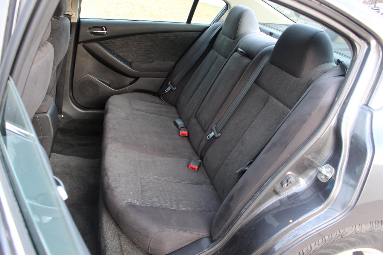 Nissan Altima 2.5 S 2012