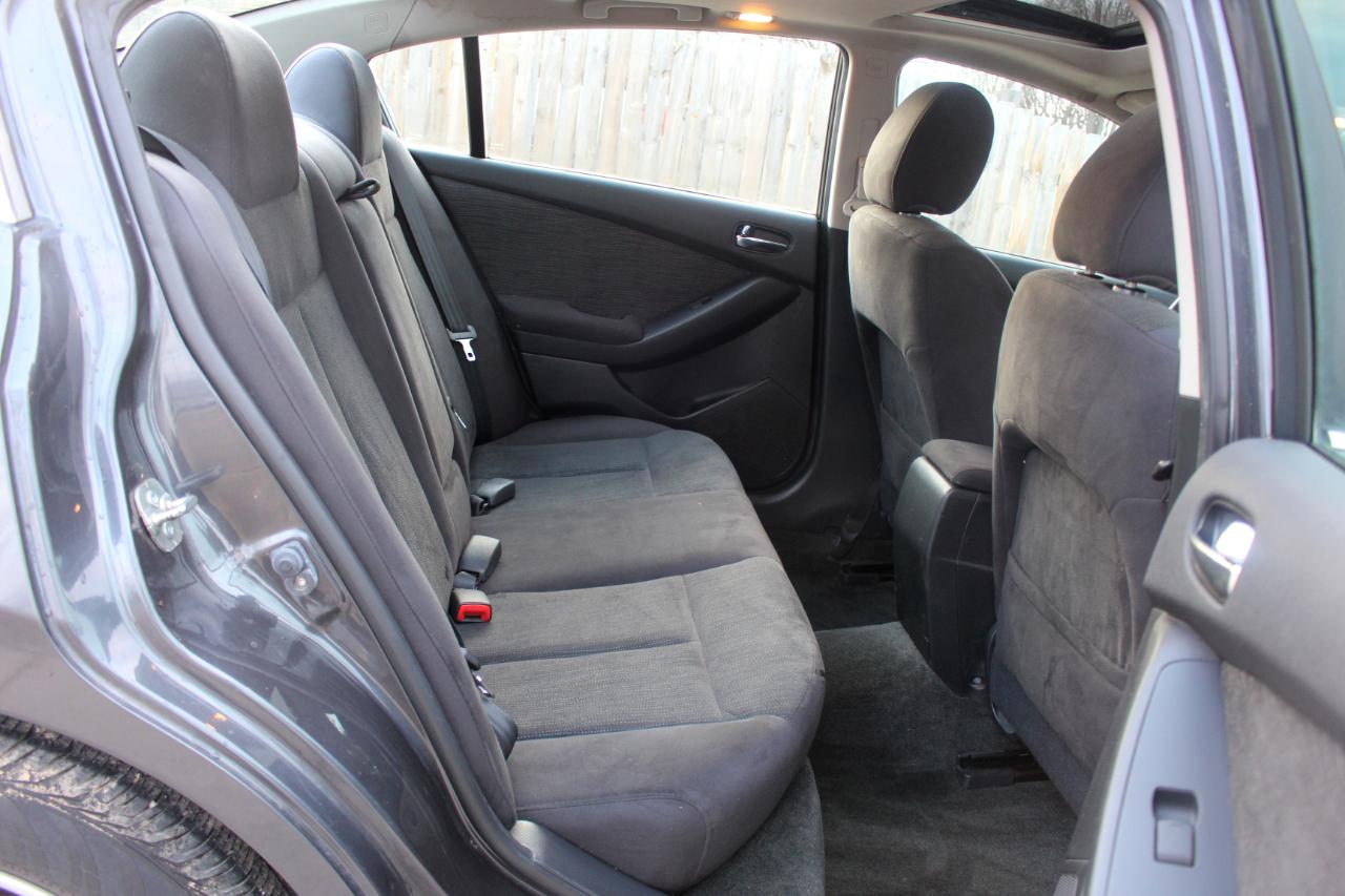 Nissan Altima 2.5 S 2012