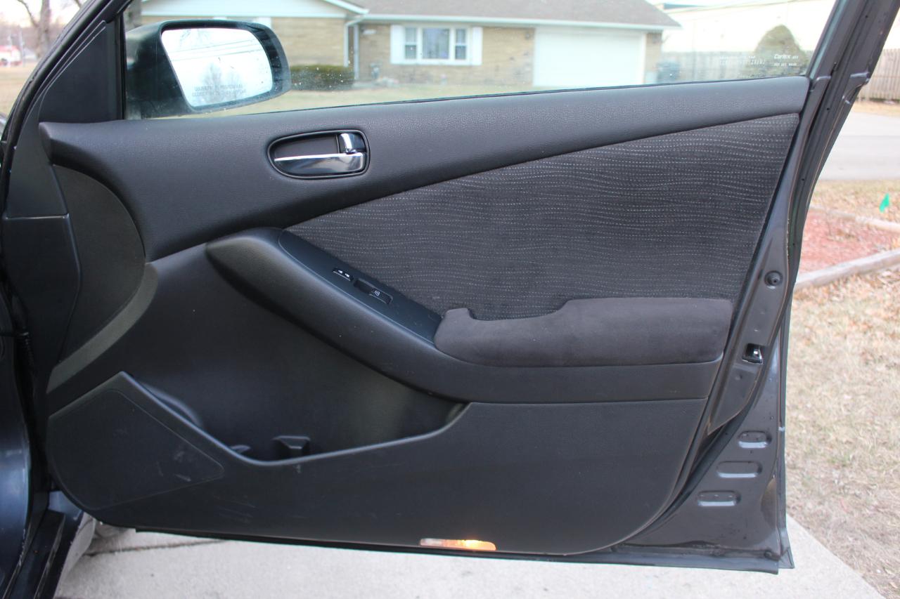 Nissan Altima 2.5 S 2012