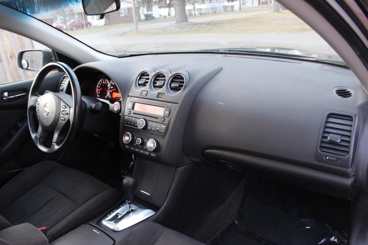 Nissan Altima 2.5 S 2012