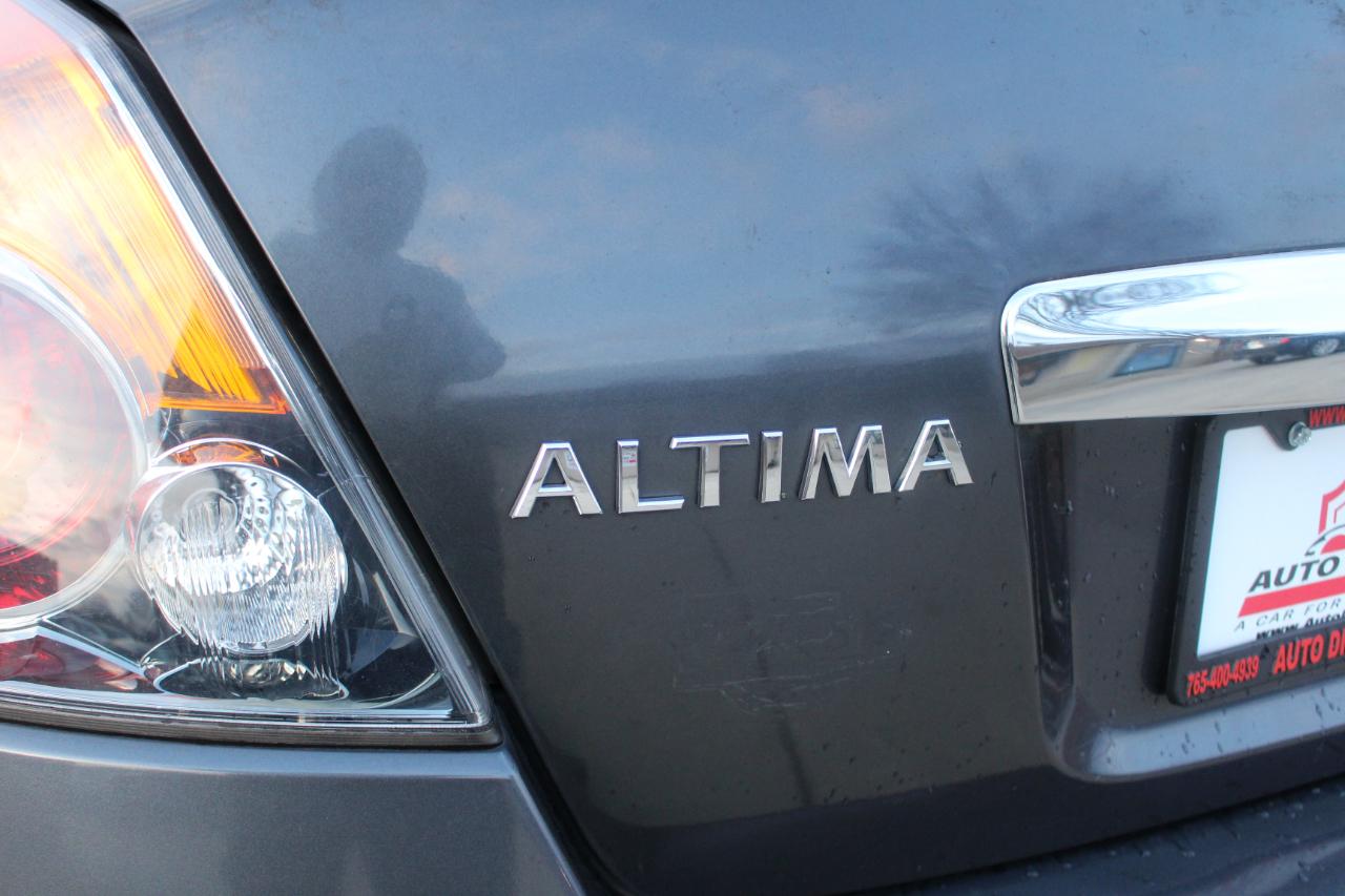 Nissan Altima 2.5 S 2012