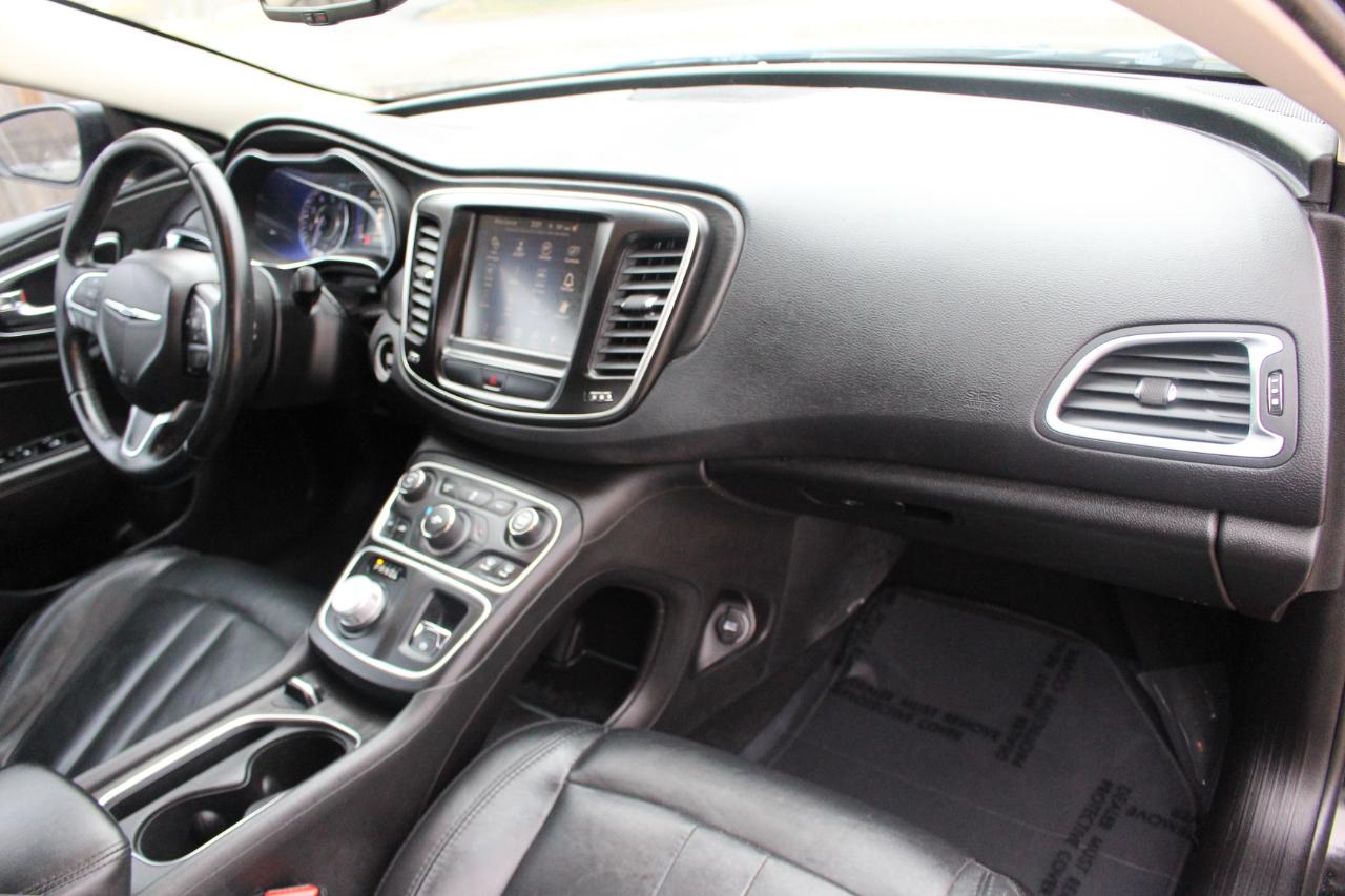 Chrysler 200 Limited 2016