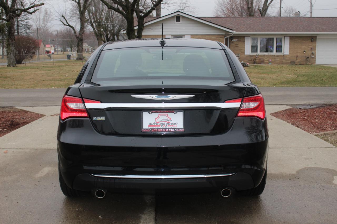 Chrysler 200 Limited 2013