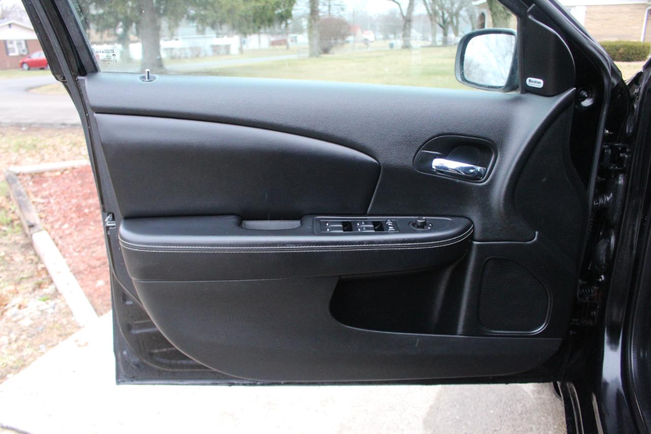 Chrysler 200 Limited 2013