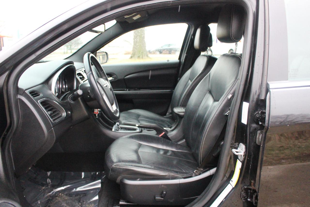 Chrysler 200 Limited 2013