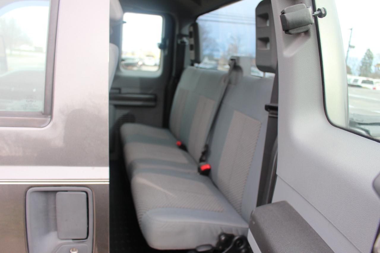 Ford F-250 SD XL SuperCab 4WD 2016