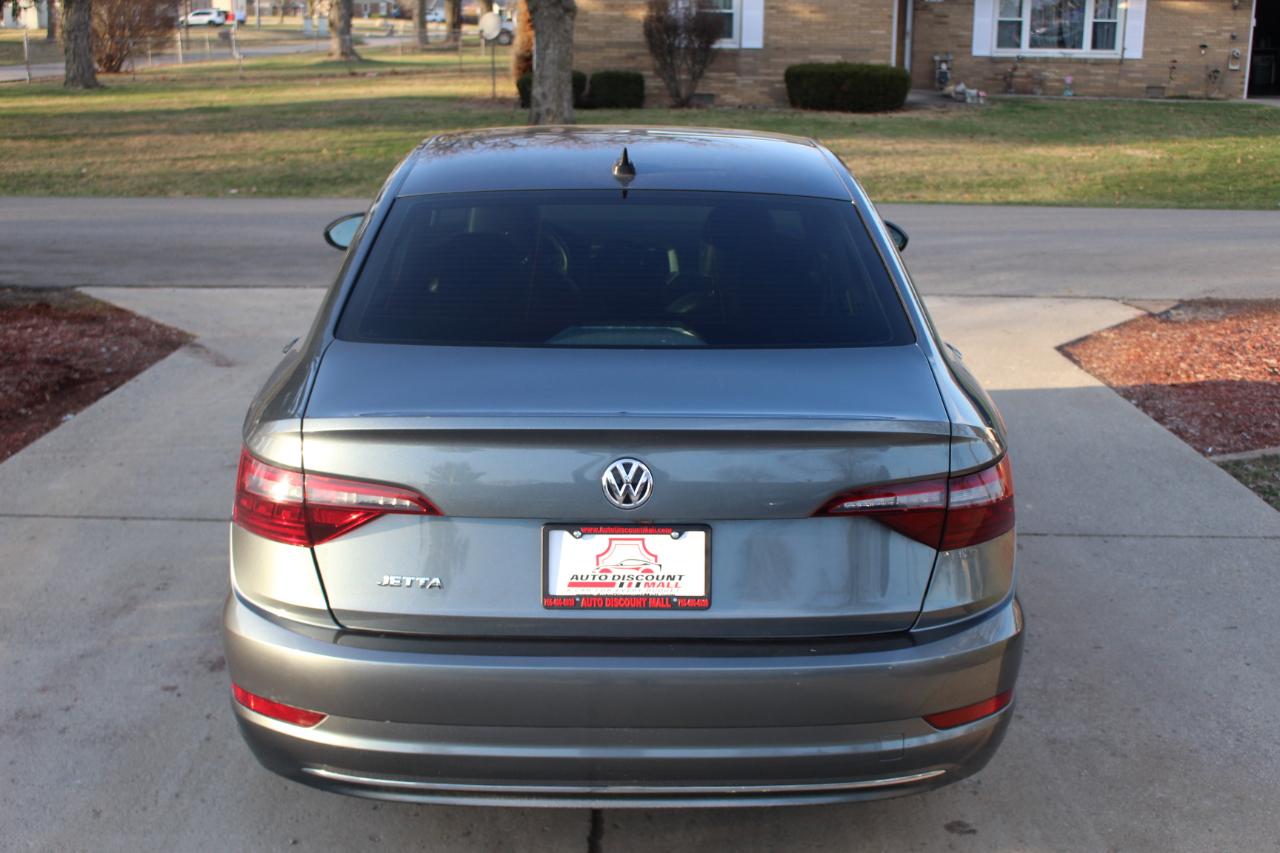 Volkswagen Jetta 1.4T S 8A 2021