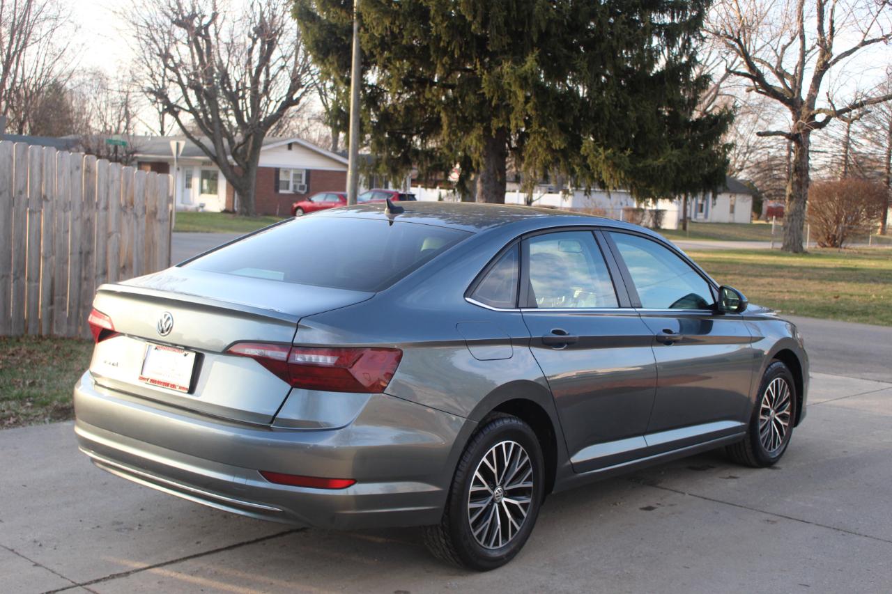 Volkswagen Jetta 1.4T S 8A 2021