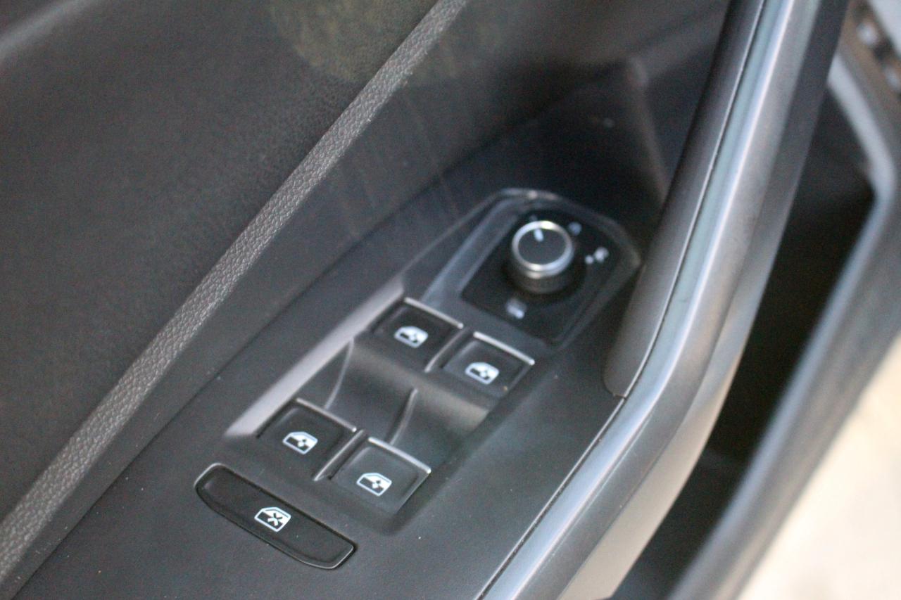 Volkswagen Jetta 1.4T S 8A 2021