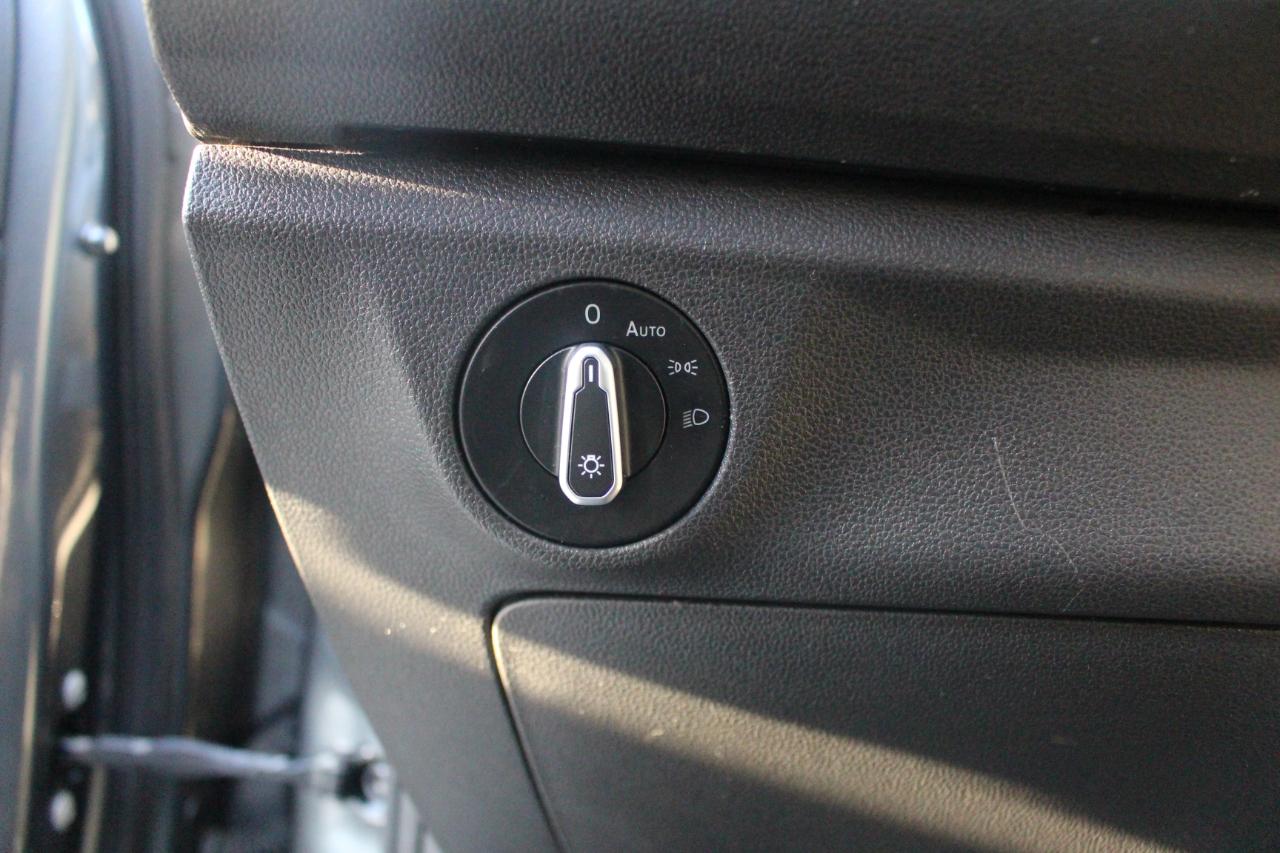 Volkswagen Jetta 1.4T S 8A 2021