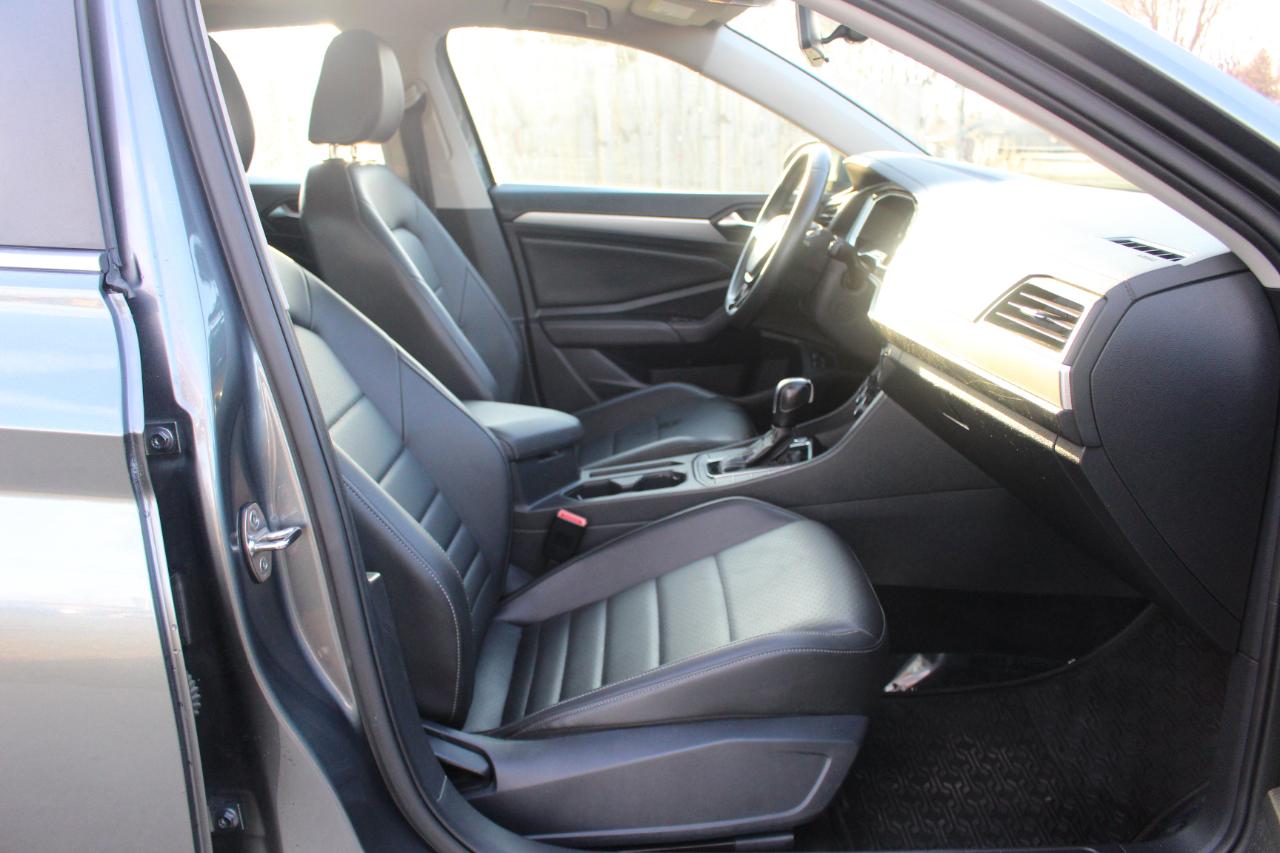 Volkswagen Jetta 1.4T S 8A 2021