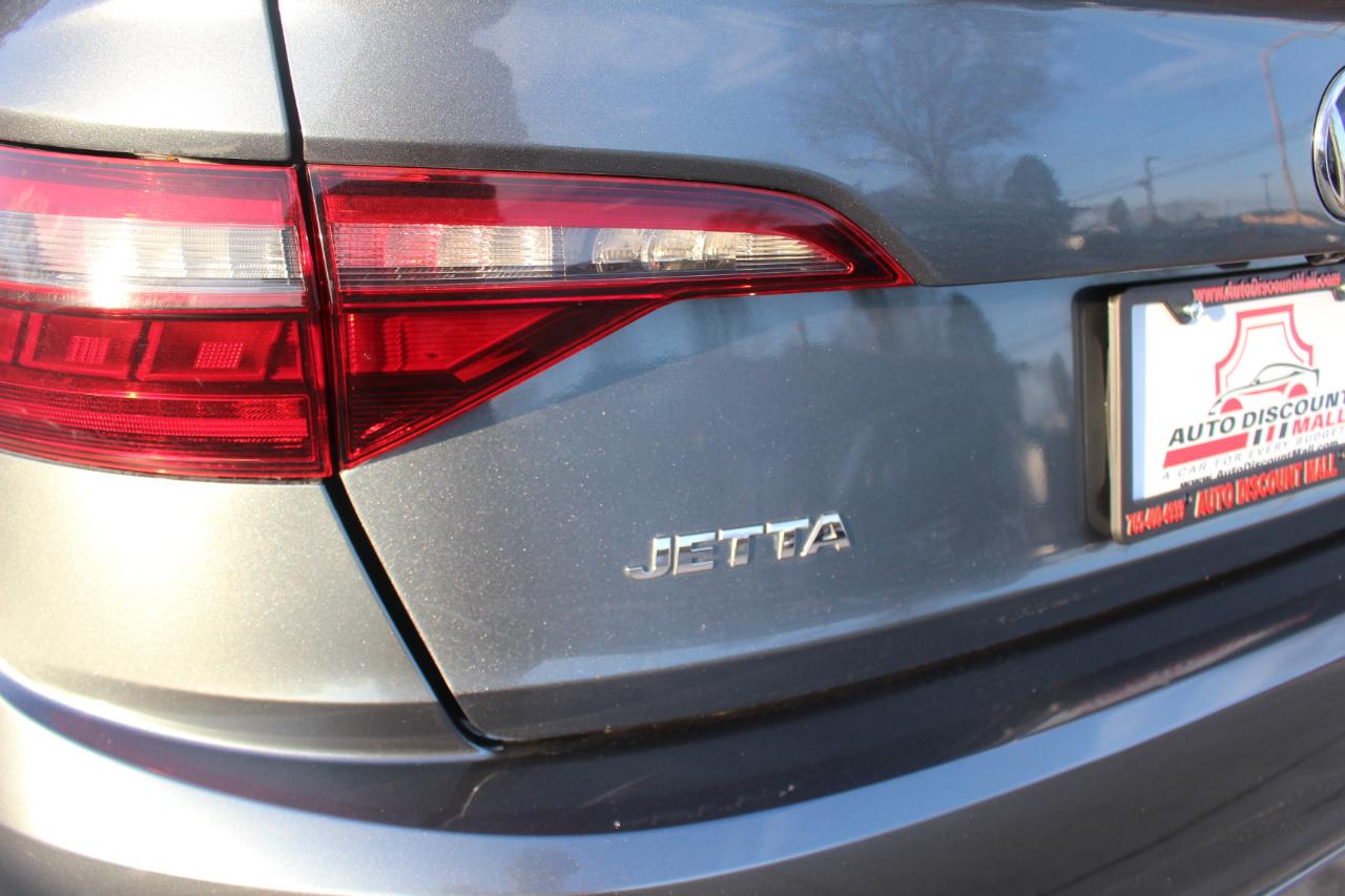 Volkswagen Jetta 1.4T S 8A 2021