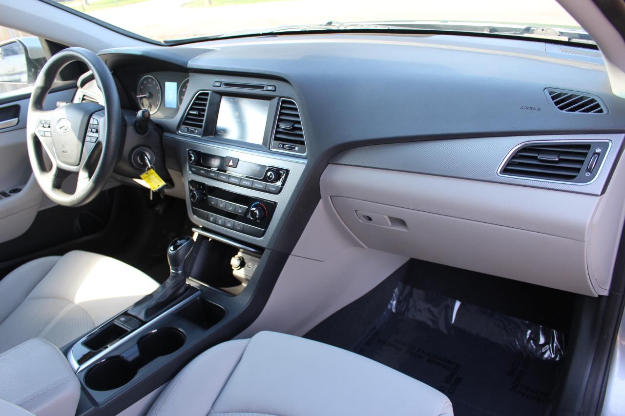 Hyundai Sonata SE 2017