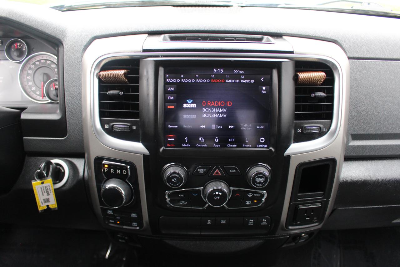 RAM 1500 Big Horn Quad Cab 4WD 2018