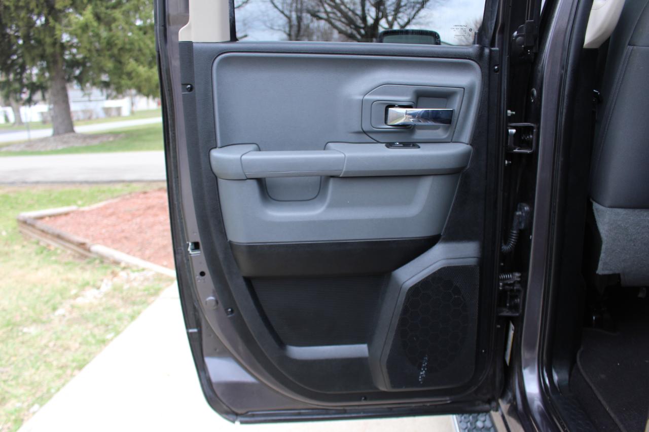 RAM 1500 Big Horn Quad Cab 4WD 2018