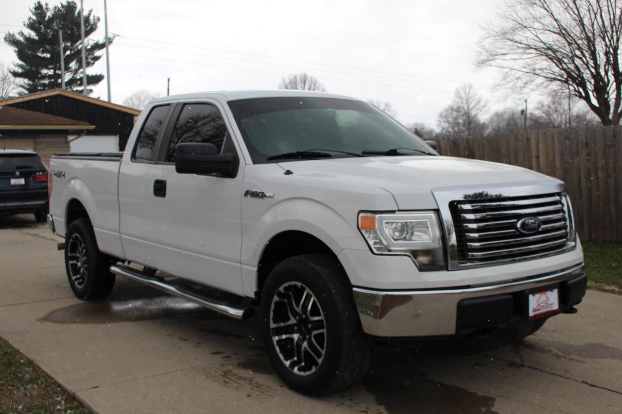 Ford F-150 XL SuperCab 8-ft. Bed 4WD 2012