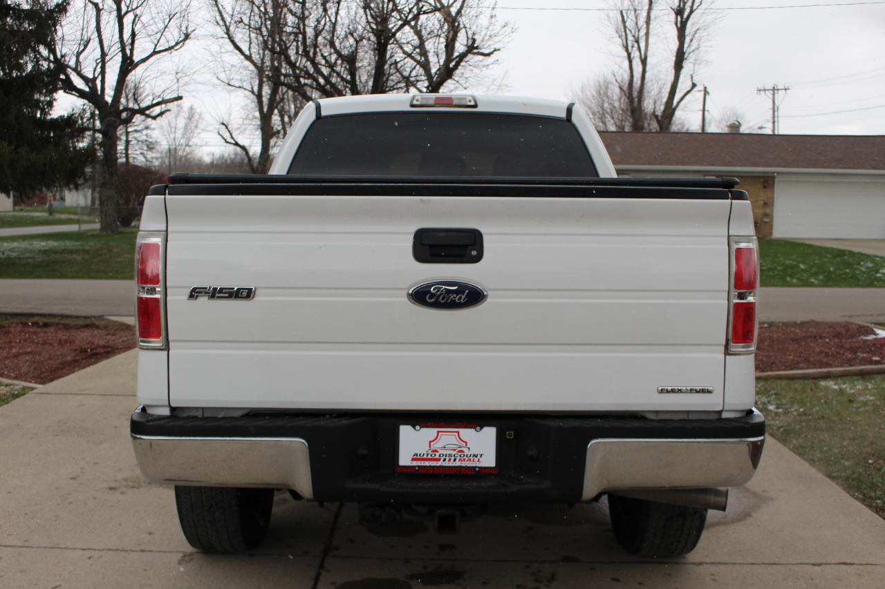 Ford F-150 XL SuperCab 8-ft. Bed 4WD 2012