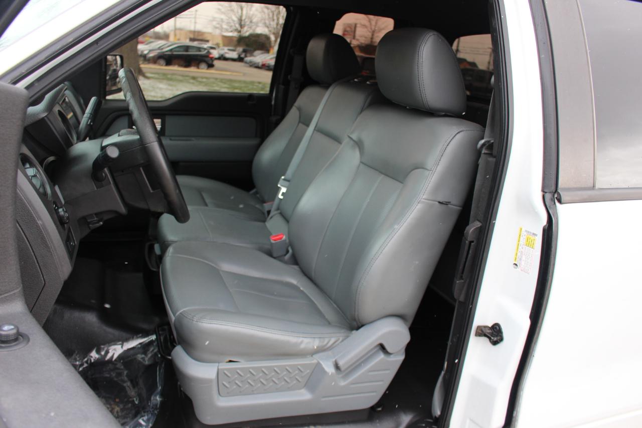 Ford F-150 XL SuperCab 8-ft. Bed 4WD 2012