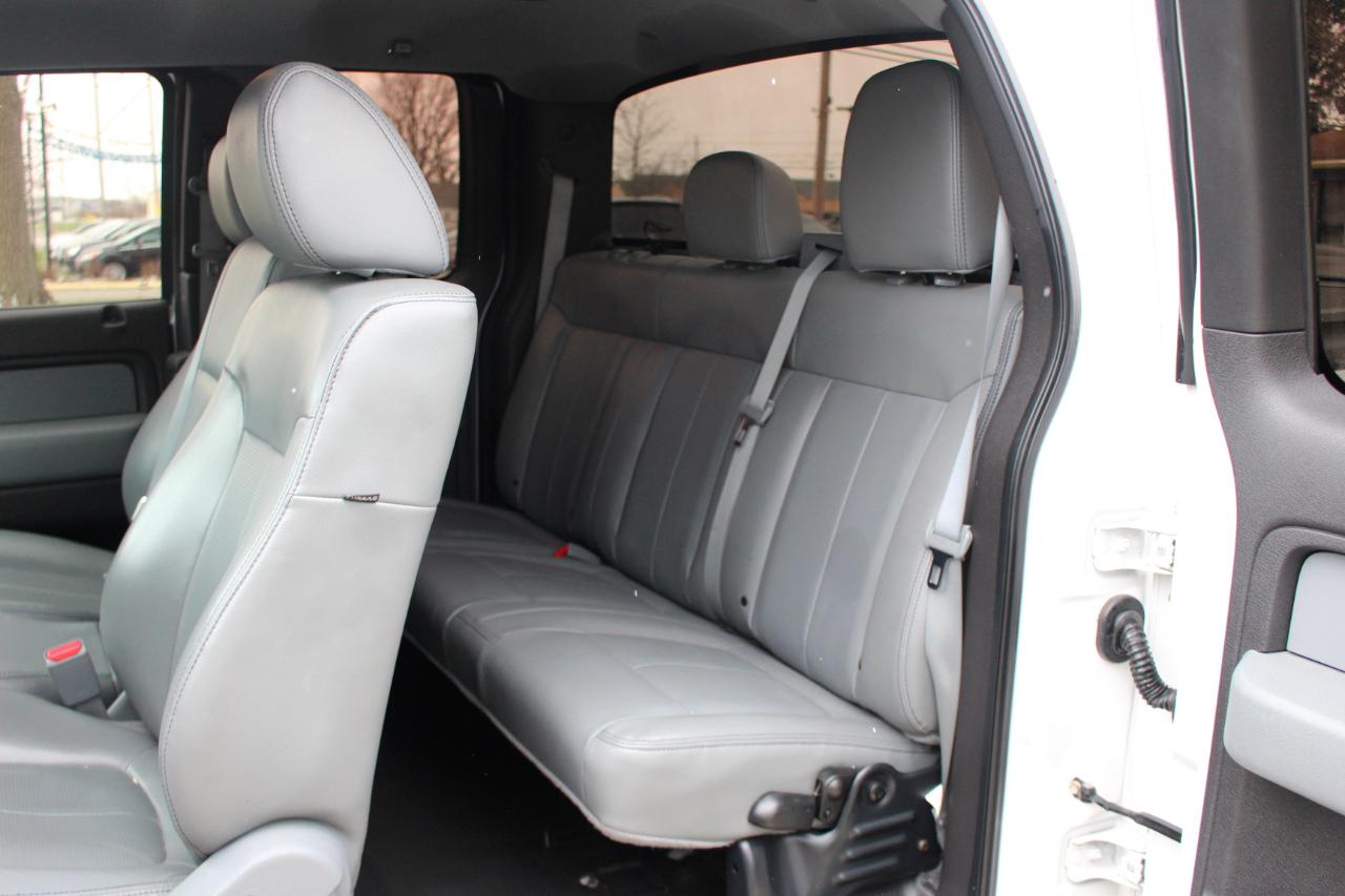 Ford F-150 XL SuperCab 8-ft. Bed 4WD 2012