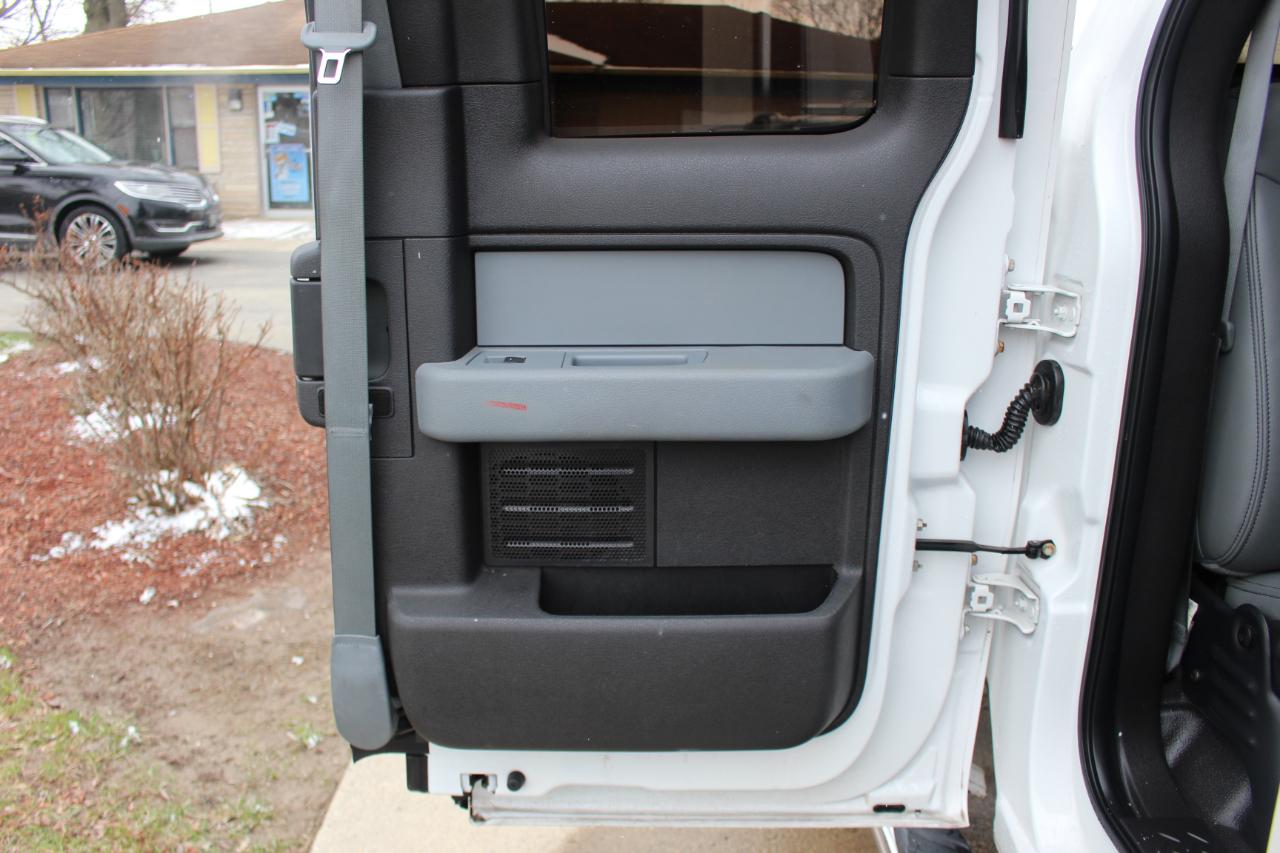 Ford F-150 XL SuperCab 8-ft. Bed 4WD 2012