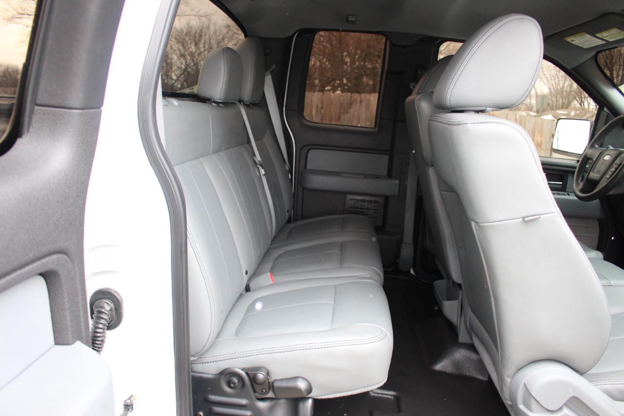 Ford F-150 XL SuperCab 8-ft. Bed 4WD 2012