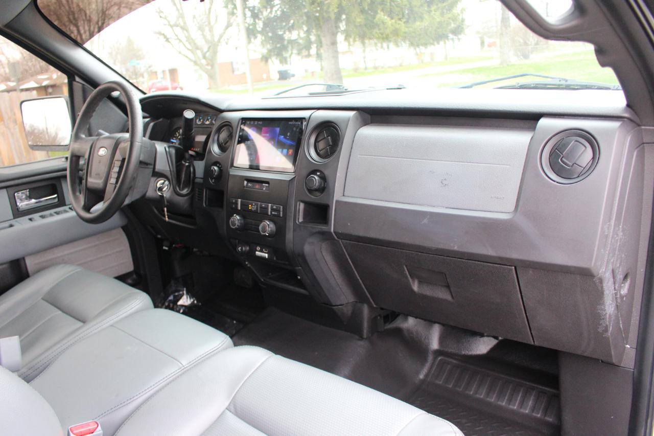 Ford F-150 XL SuperCab 8-ft. Bed 4WD 2012