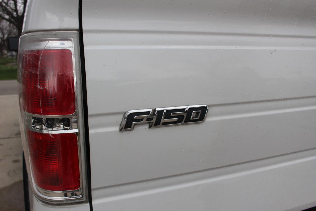 Ford F-150 XL SuperCab 8-ft. Bed 4WD 2012