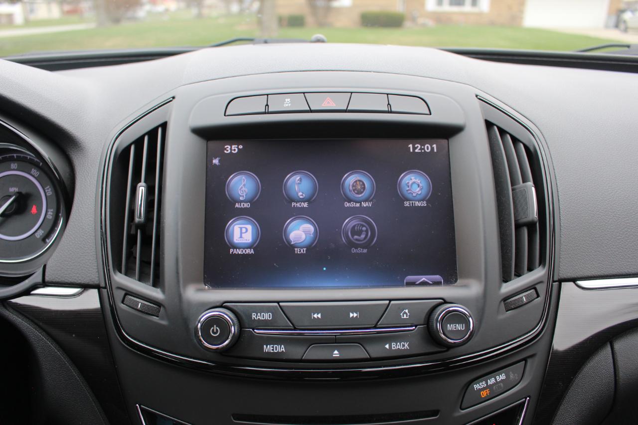 Buick Regal Turbo FWD 2015