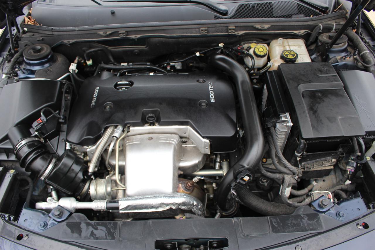 Buick Regal Turbo FWD 2015