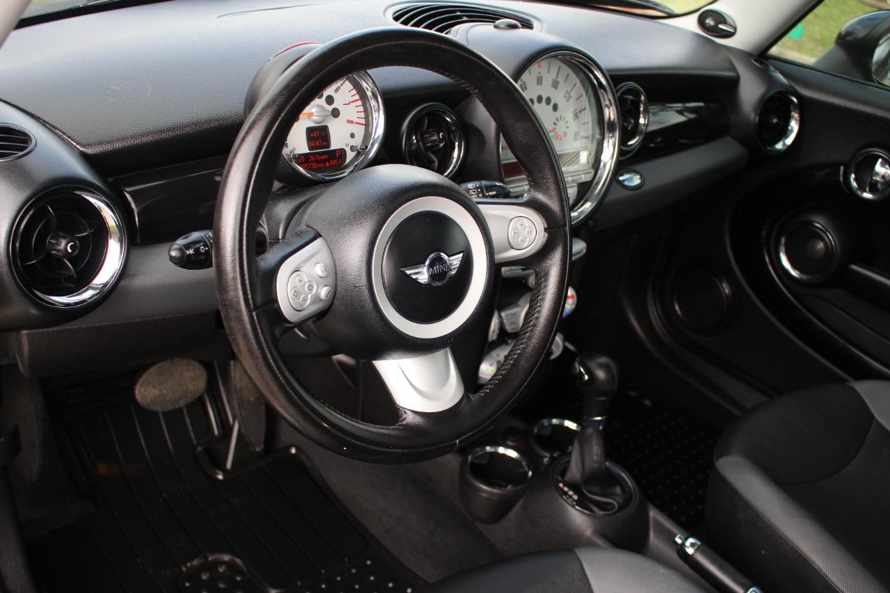 MINI Cooper Base 2010