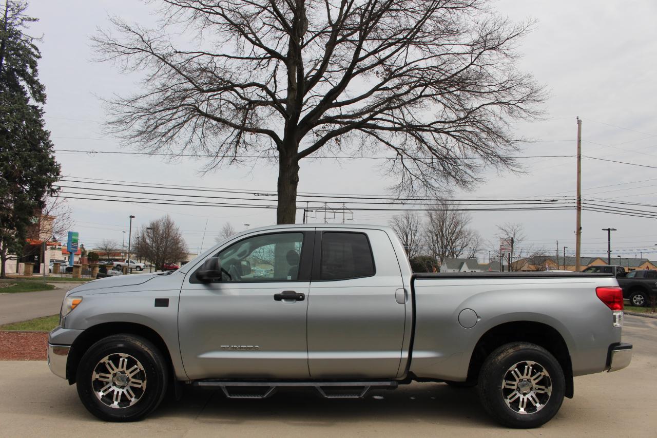 Toyota Tundra Tundra-Grade Double Cab 4.6L 4WD 2010