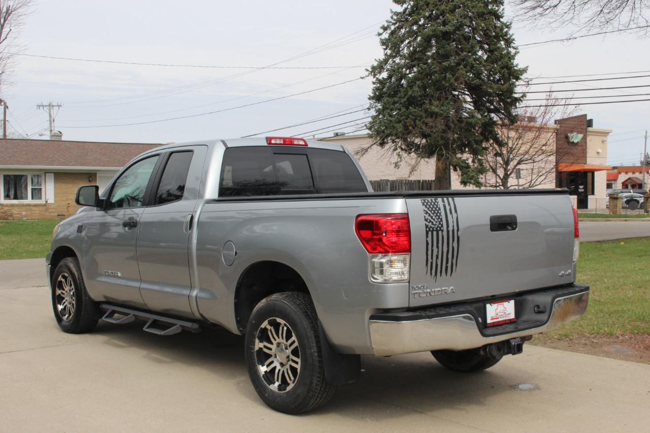 Toyota Tundra Tundra-Grade Double Cab 4.6L 4WD 2010
